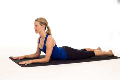 Вправи з йоги для відновлення і зміцнення хребта і суглобів