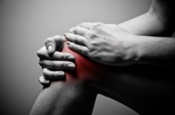 Травми колінного суглоба в бодібілдингу та фітнесі: симптоми, ситуаційне лікування і запобіжні заходи