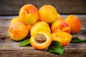 Користь і шкода абрикосів для здоровя
