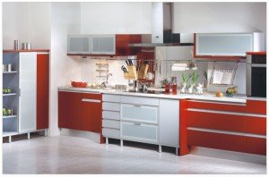 Як оформити кухню в червоному кольорі