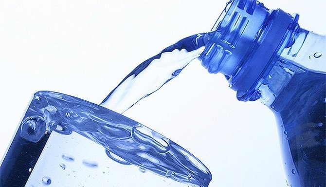 Чи можна пити дистильовану воду?