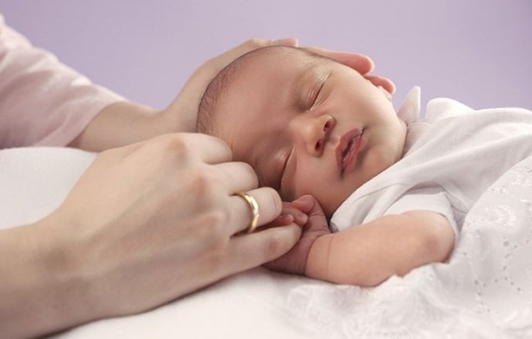 Секрети міцного сну новонароджених
