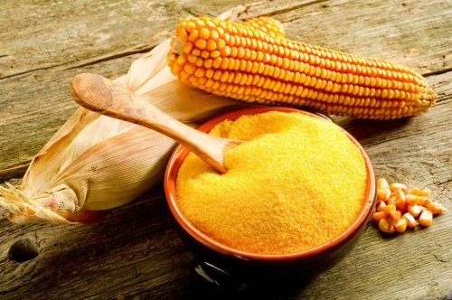 Переваги і недоліки кукурудзяного борошна