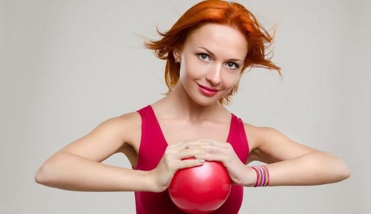 Ефективні вправи для грудних мязів для дівчат