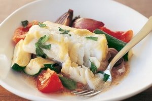 Риба з овочами в духовці – покроковий рецепт з фото