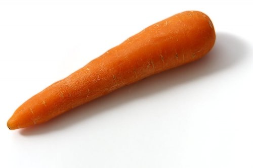 Скільки калорій в сирій моркві?