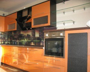 Як оформити кухню в чорне помаранчевому кольорі