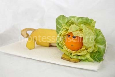 Виріб із брюссельської капусти і банана Лев