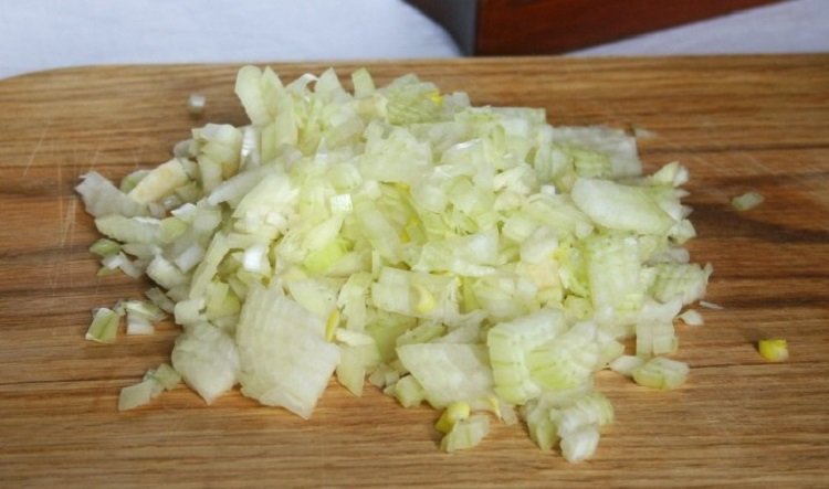 Дуже смачний салат Оселедець під шубою за класичним рецептом