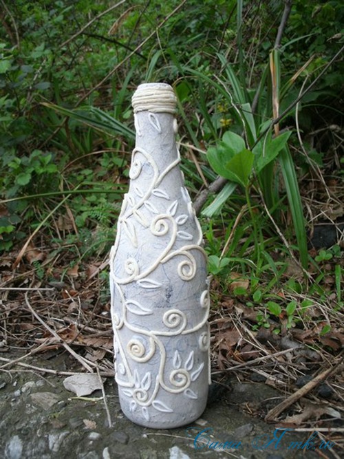Сувенірна пляшка в техніці пейп арт «Триєдність»