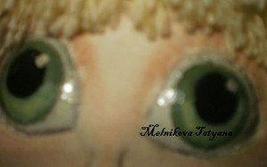 Очі для ляльок з пластикових ложок
