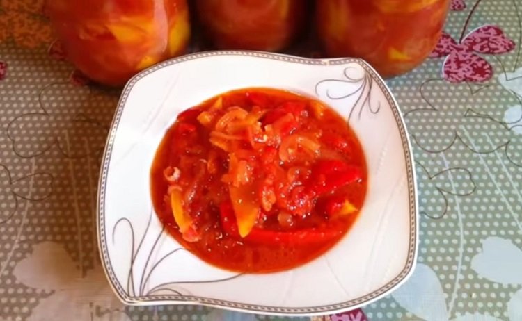 Рецепт лечо з болгарського перцю на зиму з помідорами. Болгарське лечо