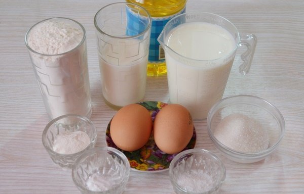 Ніжні ажурні млинці на молоці з кефіром | Смачні рецепти