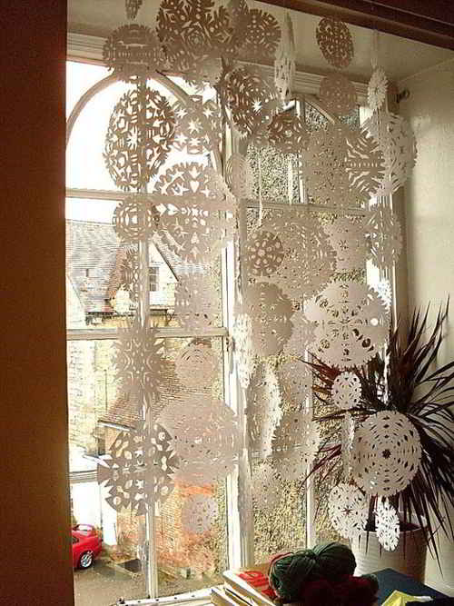 Сніжинки з паперу на вікна для вирізання. Трафарети та шаблони, що б надрукувати