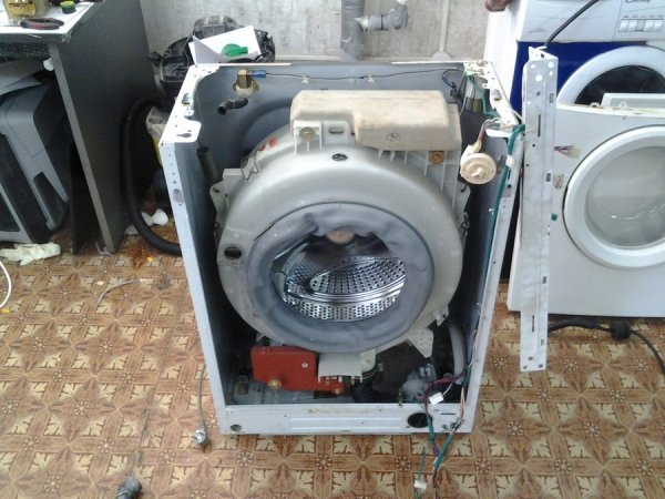Як відремонтувати пральну машинку Samsung?