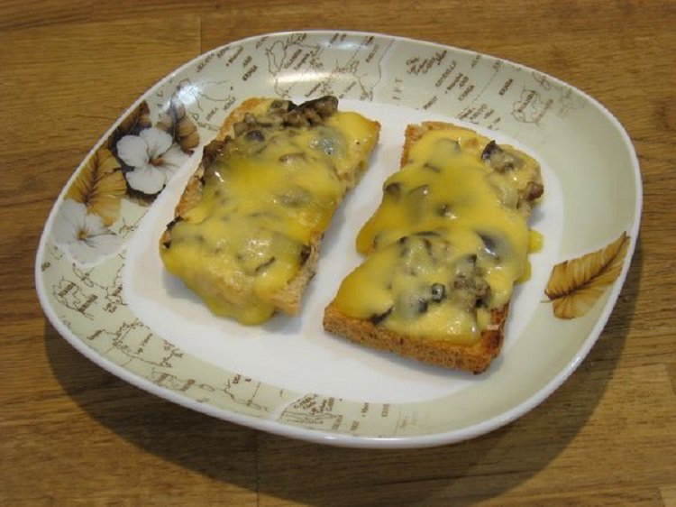 Бутерброди з баклажанами, помідорами і часником – 3 смачних рецепту закуски з баклажанів