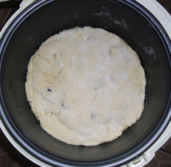 Пиріг із дріжджового тіста з варенням: рецепт приготування
