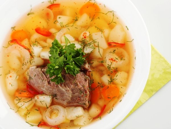 Суп з яловичиною в мультиварці: рецепт приготування