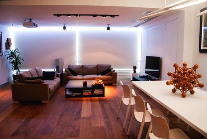 Поворотний світильник – ефективно освітлює і прикрашає кімнату будь яких розмірів