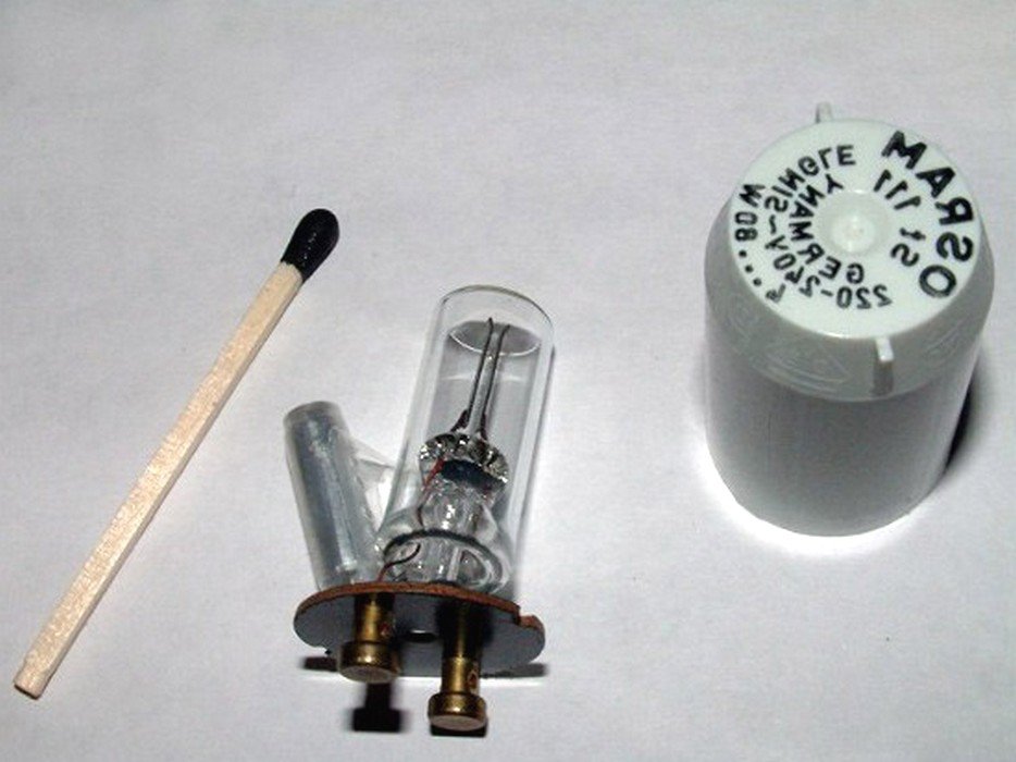Стартер і дросель для люмінесцентних ламп: конструкція, причини поломок, перевірка