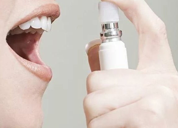 Поганий запах з рота: причини і лікування