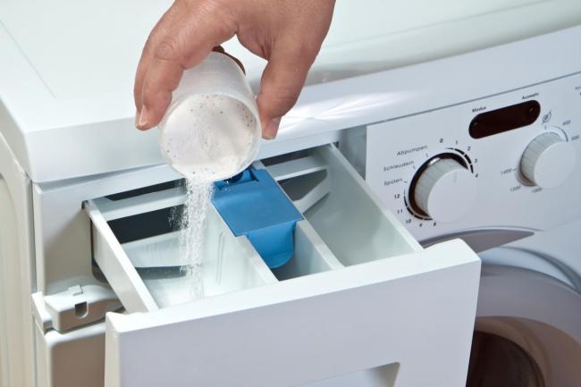 Як правильно прати кімоно для карате і дзюдо в пральній машині? – виведення плям і усунення запахів, а також сушіння і прасування одягу