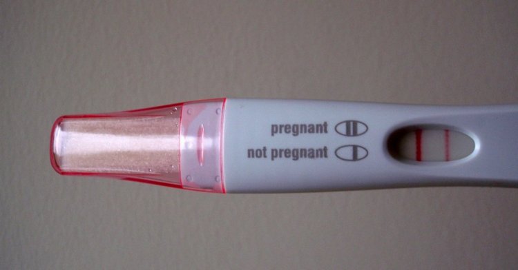 Слабка друга смужка на тесті на вагітність — що значить