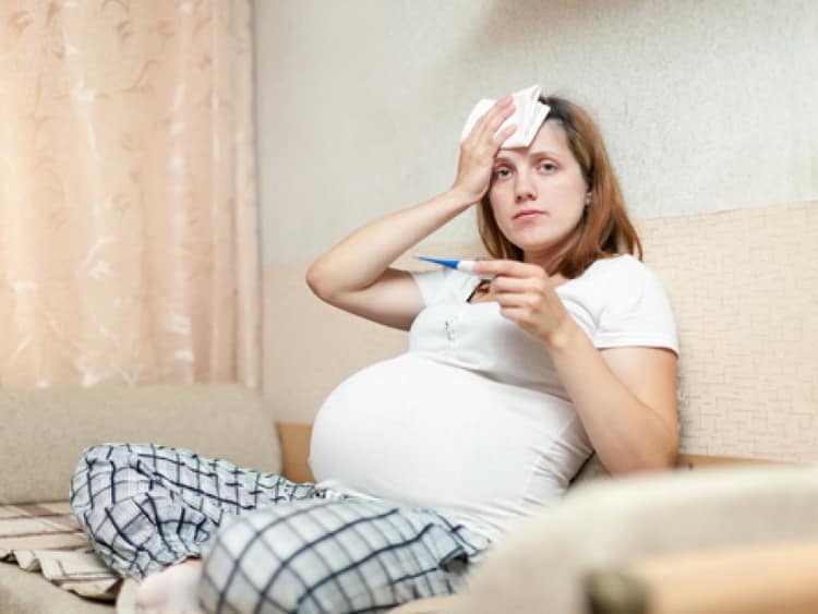 Температура при вагітності: як збити