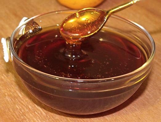 Каштановий мед: корисні властивості і протипоказання до застосування