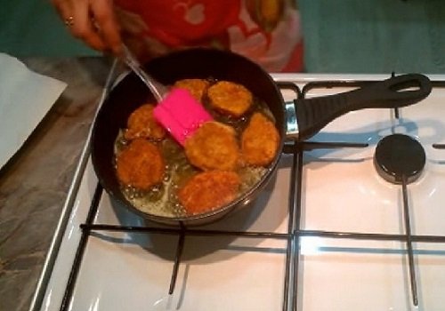 Курячі нагетси в домашніх умовах рецепт з фото на сковороді