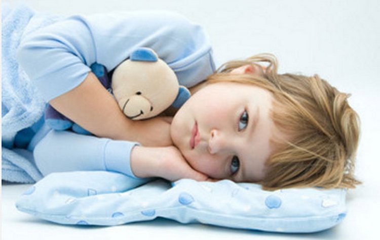 Ацетон у сечі у дитини: причини, симптоми і лікування