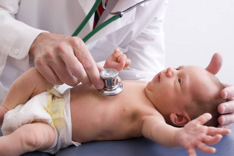 Акне новонароджених: як лікувати