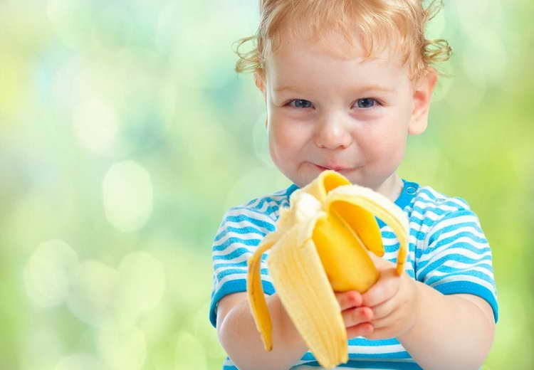 Чим можна годувати дитину після блювоти