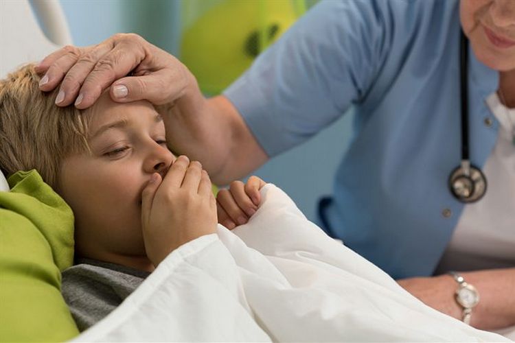 Гавкаючий кашель у дитини: причини, лікування