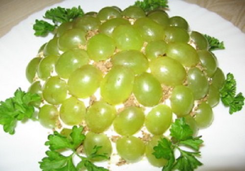 Салат тіффані з куркою і виноградом рецепт з фото покроково
