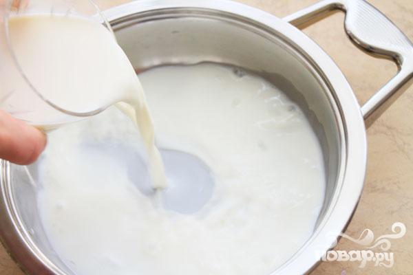 Як і скільки варити манну кашу без грудочок на молоці і без молока + ТОП 6 покрокових рецептів з ФОТО