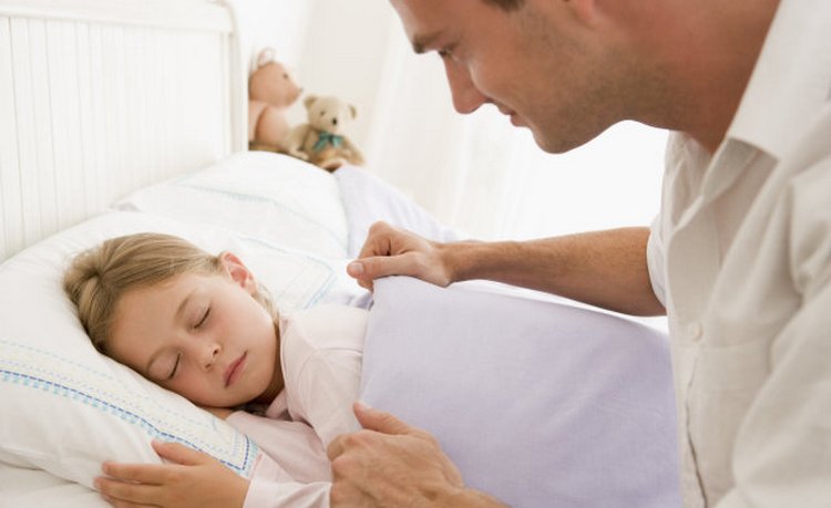 Як навчити дитину легко засинати самостійно
