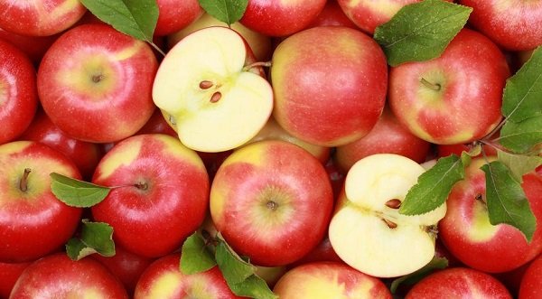 Яблуко — це ягода або фрукт