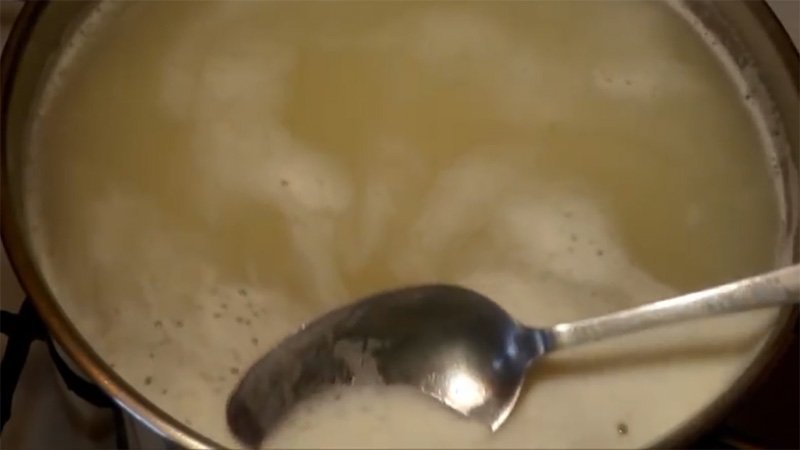 Як зварити (готувати) гороховий суп з копченостями. Покрокові рецепти: