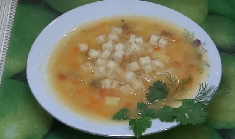 Як зварити (готувати) гороховий суп з копченостями. Покрокові рецепти: