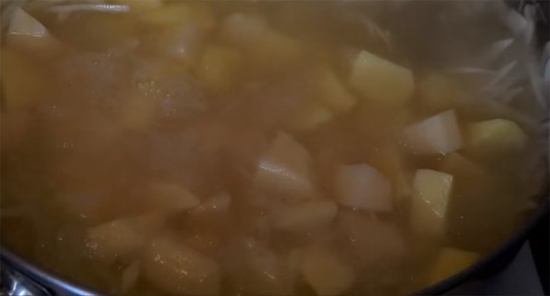 Борщ з капустою — 7 класичних рецептів приготування