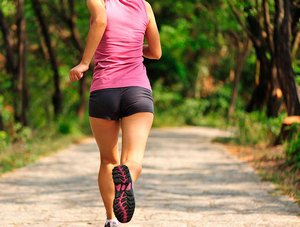 Яким має бути дихання під час бігу, як його тренувати?