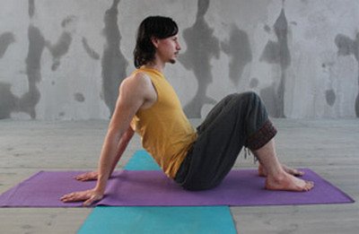 Вправи для сильних і красивих рук з йоги