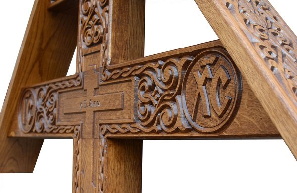 Православний хрест на могилу, які розміри і пропорції, в якій ставиться хрест на могилі у православних, як зробити своїми руками з металу, чому на могилі ставлять хрест