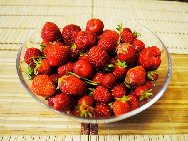 Густе варення з полуниць на зиму – 7 рецептів смачного варення з цілими ягодами
