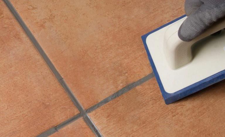 Як покласти плитку на підлогу в туалеті своїми руками: відео та фото укладання підлогової плитки в туалеті