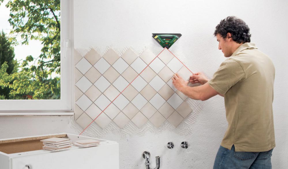 Як покласти плитку на стіну на кухні своїми руками: відео, правильна укладка плитки на кухні