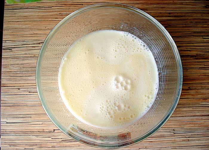 Смачні млинці на молоці рецепти тонких млинців з дірочками