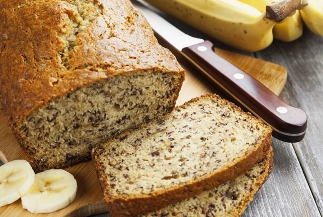 Банановий хліб — 10 рецептів, як приготувати покроково