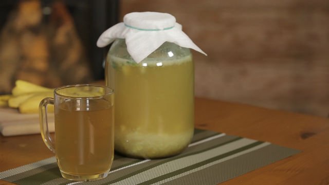Квас з березового соку, домашній покроковий рецепт